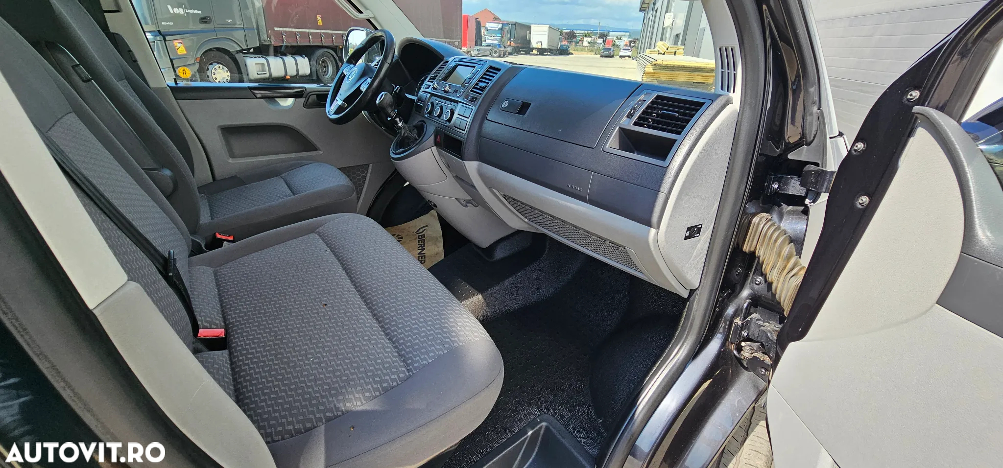 Volkswagen T6 - 11