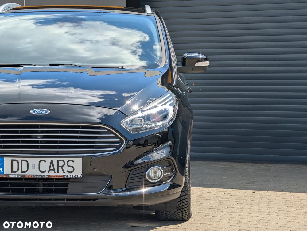 Ford S-Max 2.0 TDCi Titanium PowerShift - 7