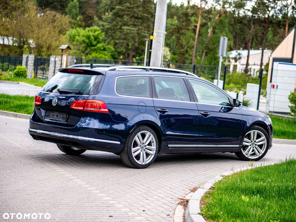 Volkswagen Passat 2.0 TDI Highline DSG - 12