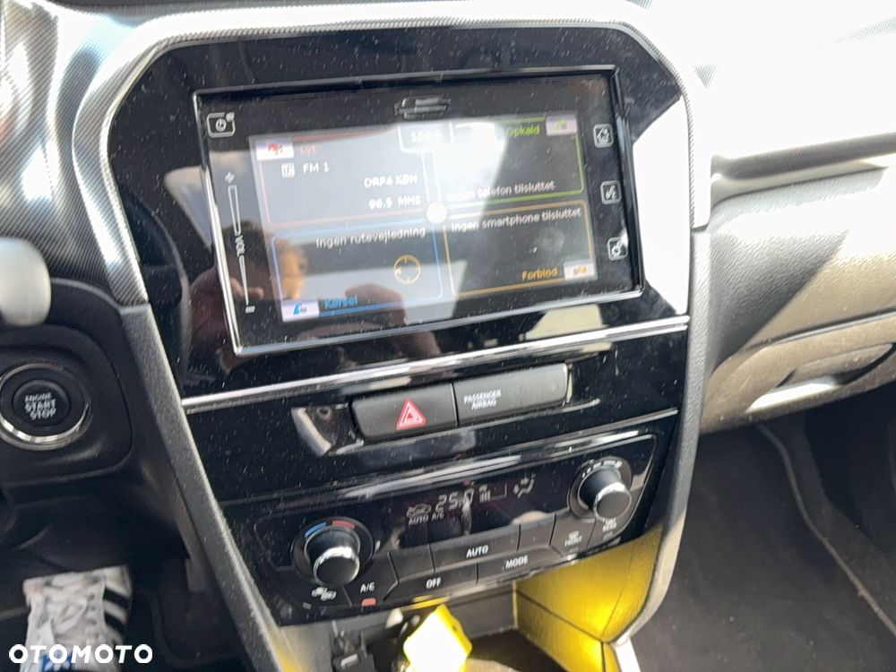 Suzuki Vitara 1.4 Boosterjet Automatik S - 11