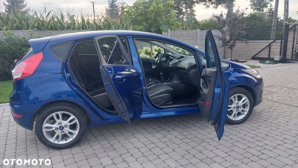 Ford Fiesta - 38