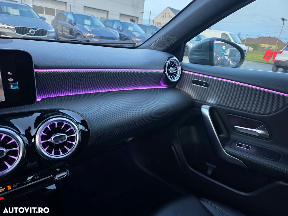 Mercedes-Benz A 180 d 7G-DCT Progressive - 12