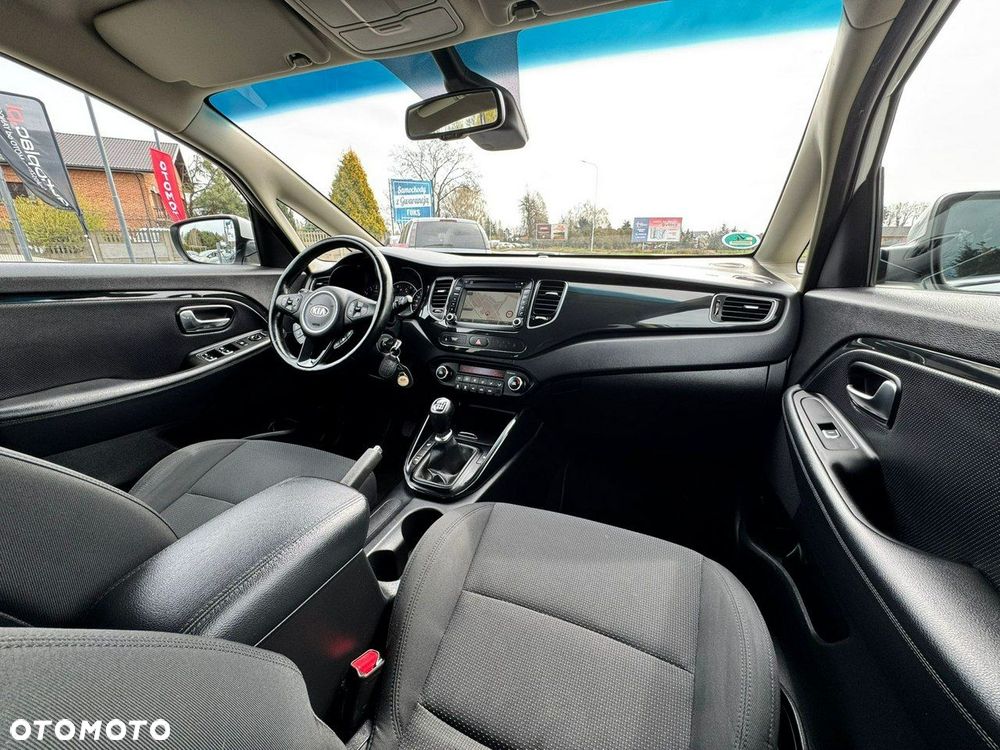 Kia Carens 1.6 GDI Dream-Team Edition - 23