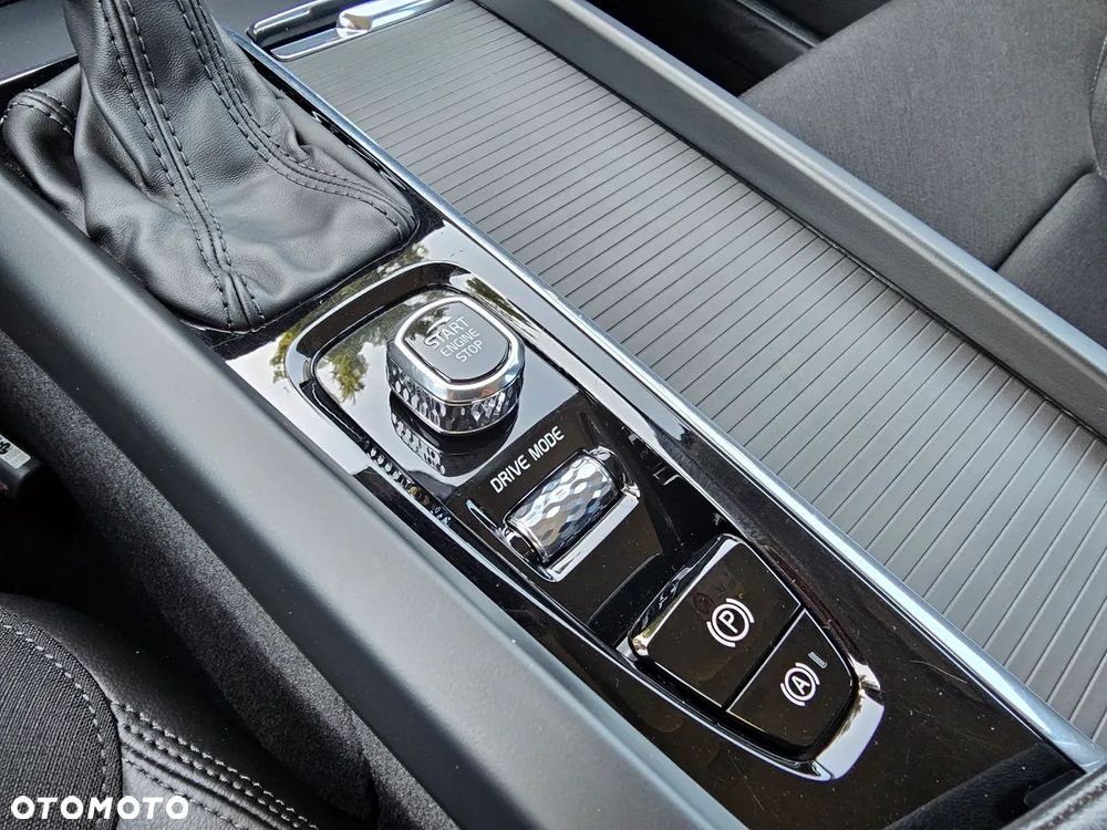 Volvo V60 D4 Geartronic - 21