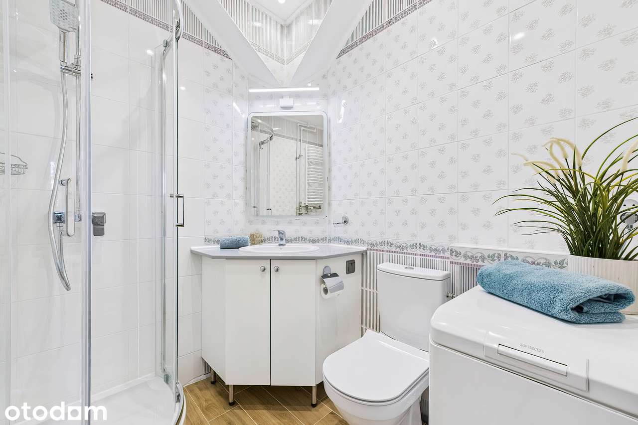PRAGA Plac Hallera | 2 pokoje + kuchnia | Taras 75m2