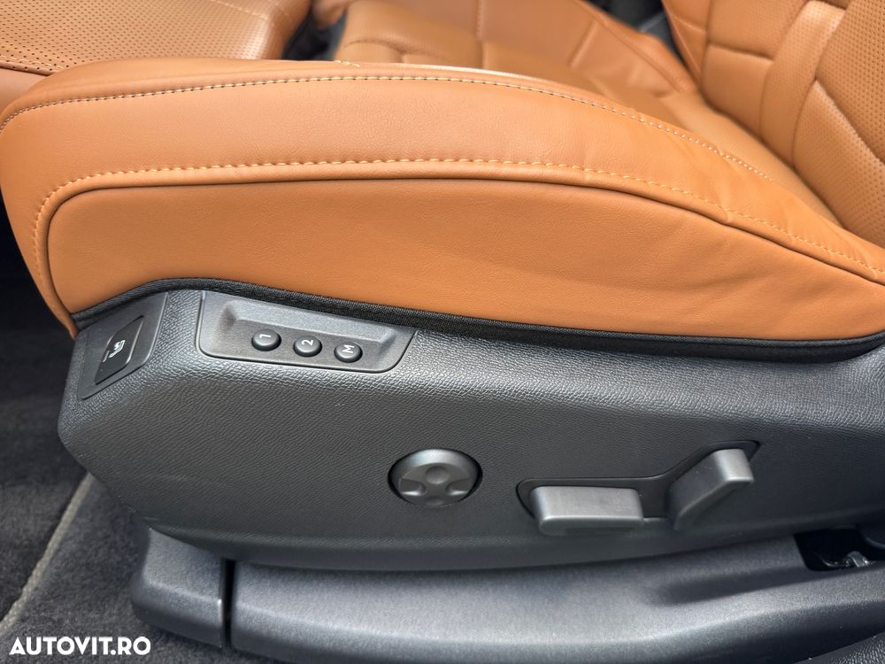 DS Automobiles DS 7 Crossback DS7 1.6 PHeV AWD 300 EAT8 OPERA - 12