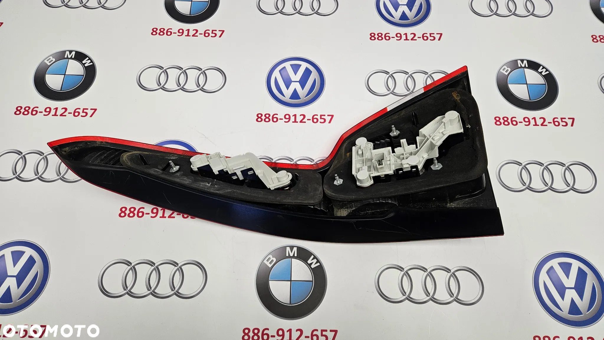 Volvo V50 2003-2007 Lampa tył lewy Lampa tylna lewa Kompletna Europa 30698918 - 19