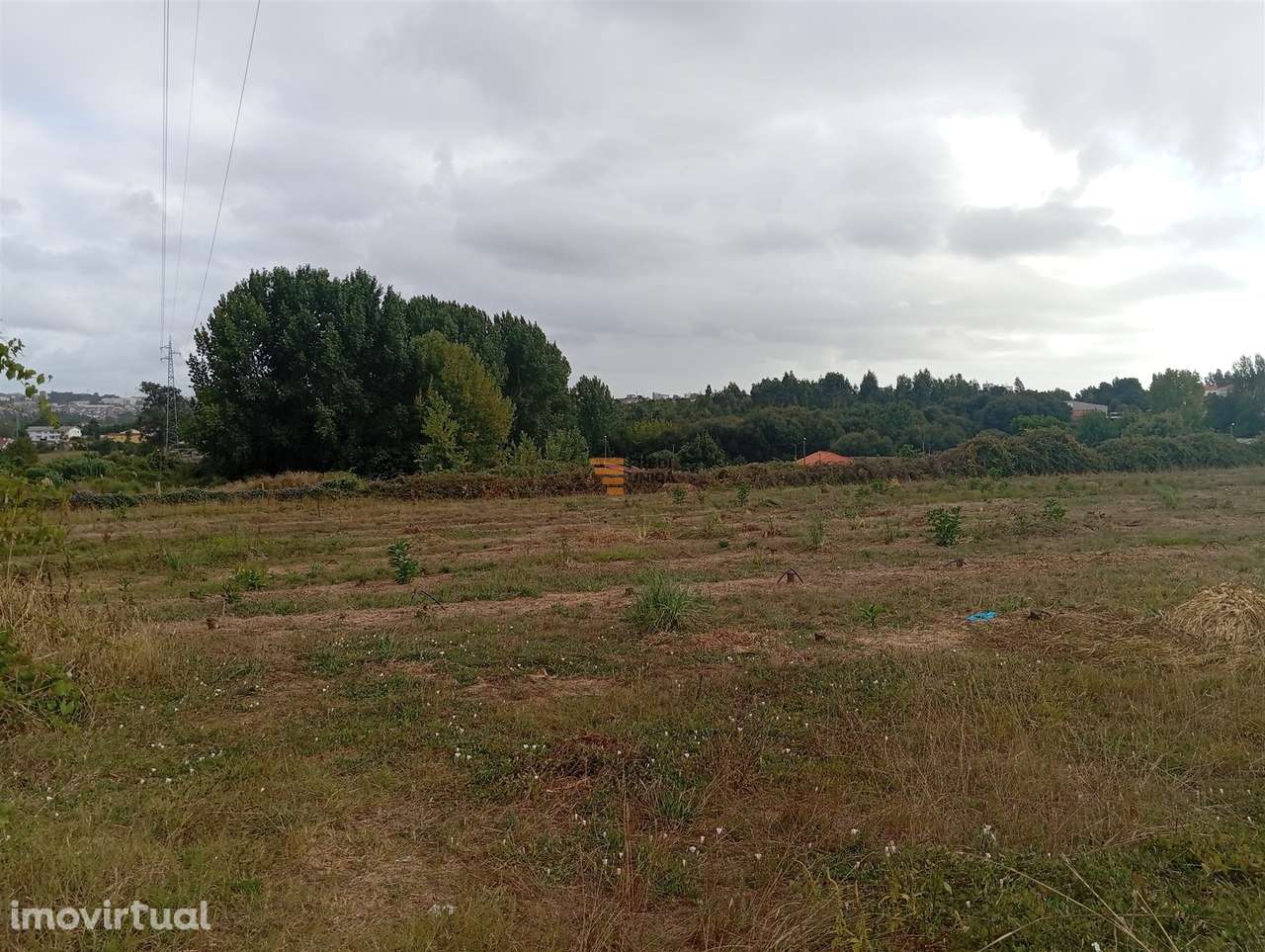 Terreno Urbano  Venda em Cidade da Maia,Maia - Grande imagem: 2/18
