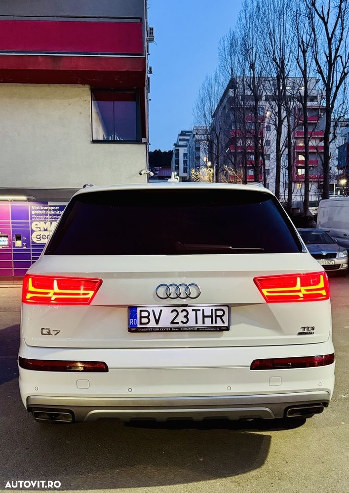 Audi Q7 - 7