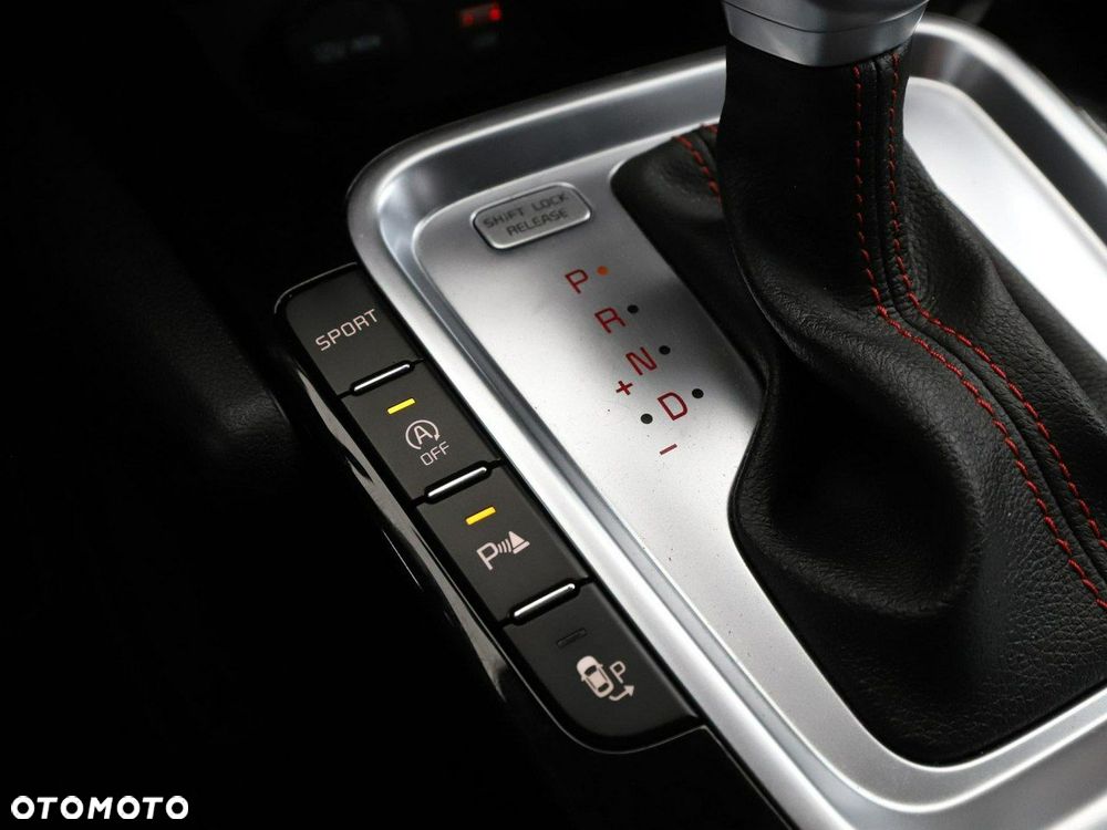 Kia ProCeed 1.6 T-GDI GT DCT - 29