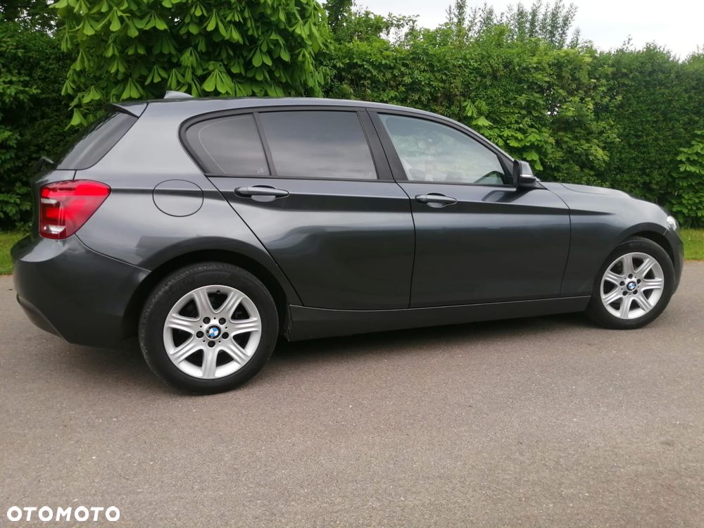 BMW Seria 1 116d Sport Line - 7