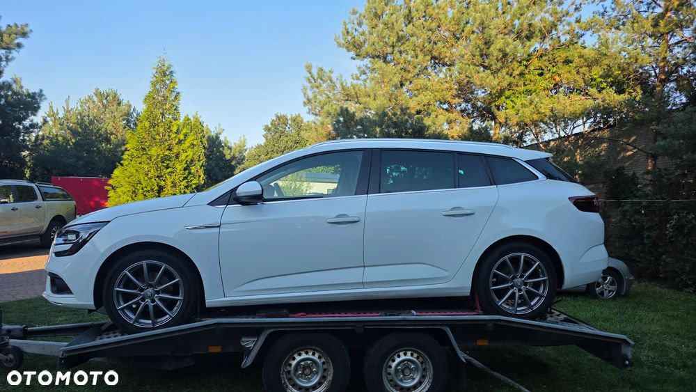 Renault Megane Grandtour ENERGY TCe 130 BOSE EDITION - 10