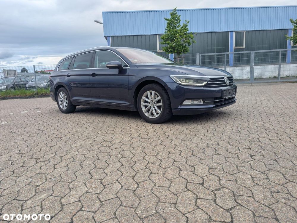 Volkswagen Passat 2.0 TDI (BlueMotion Technology) Comfortline - 3
