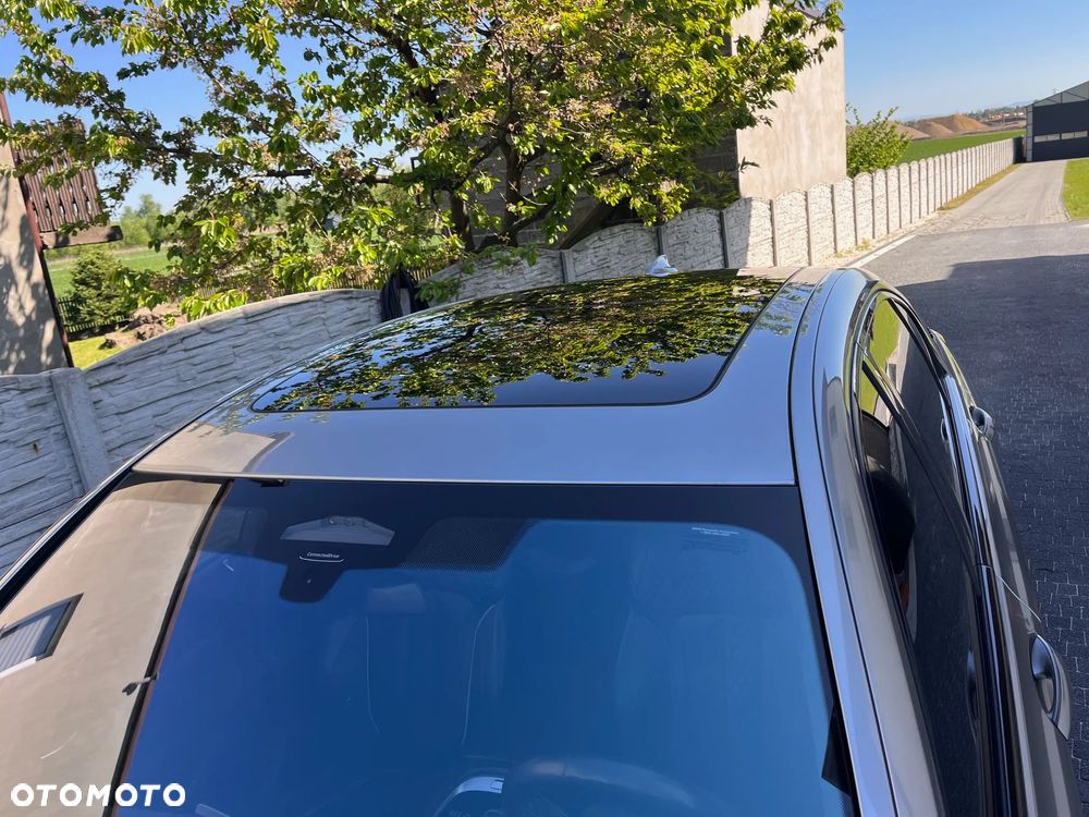 BMW Seria 7 M760Li xDrive V12 Excellence - 9