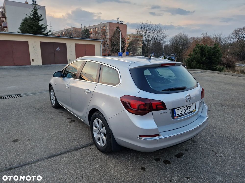 Opel Astra 1.6 CDTI Cosmo - 7
