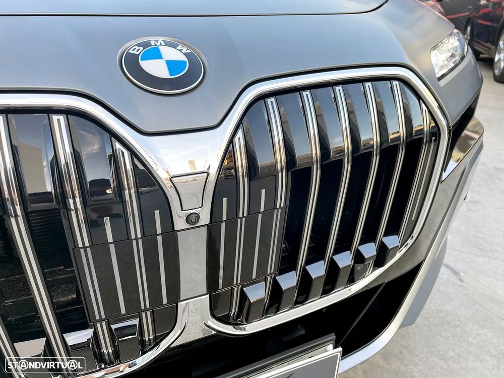 BMW 740 d xDrive Pack Desportivo M - 58
