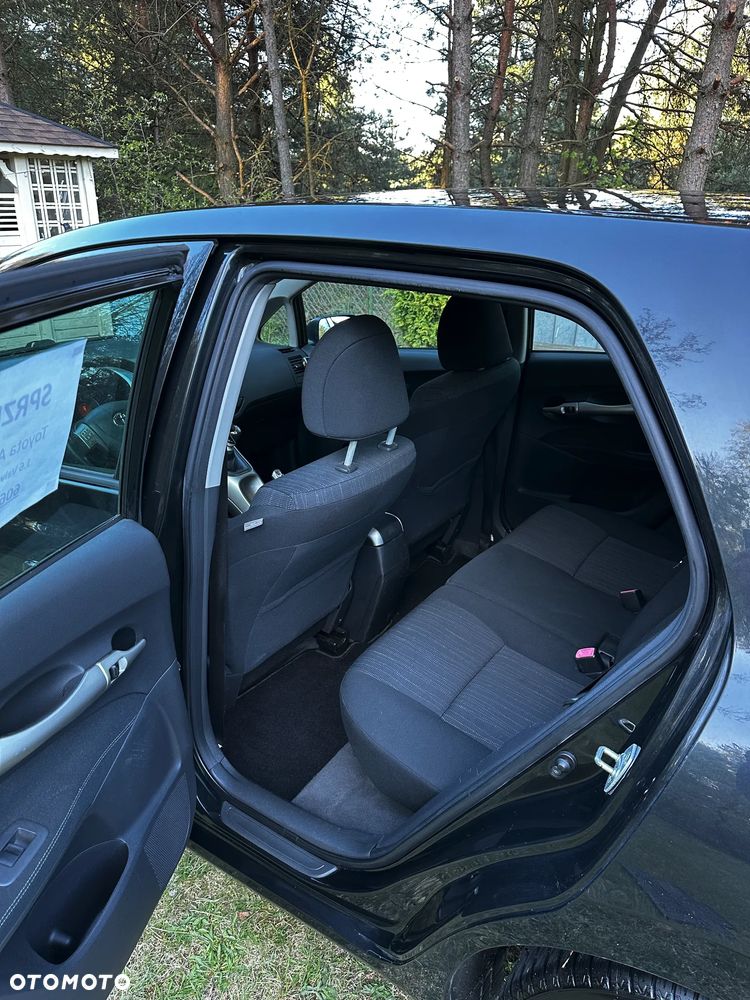 Toyota Auris - 15