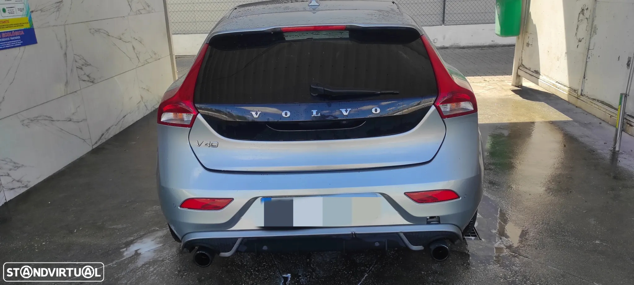 Volvo V40 1.6 D2 Eco R-Design - 2