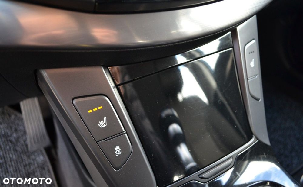 Hyundai i40 i40cw 1.6 Fifa World Cup Edition - 26