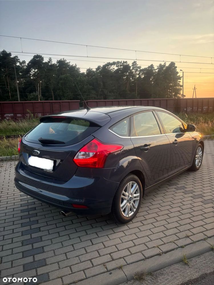 Ford Focus - 8