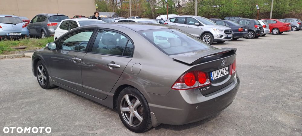 Honda Civic 1.8 Executive - 5