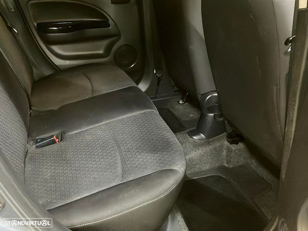 Mitsubishi Space Star 1.2 Intense - 15