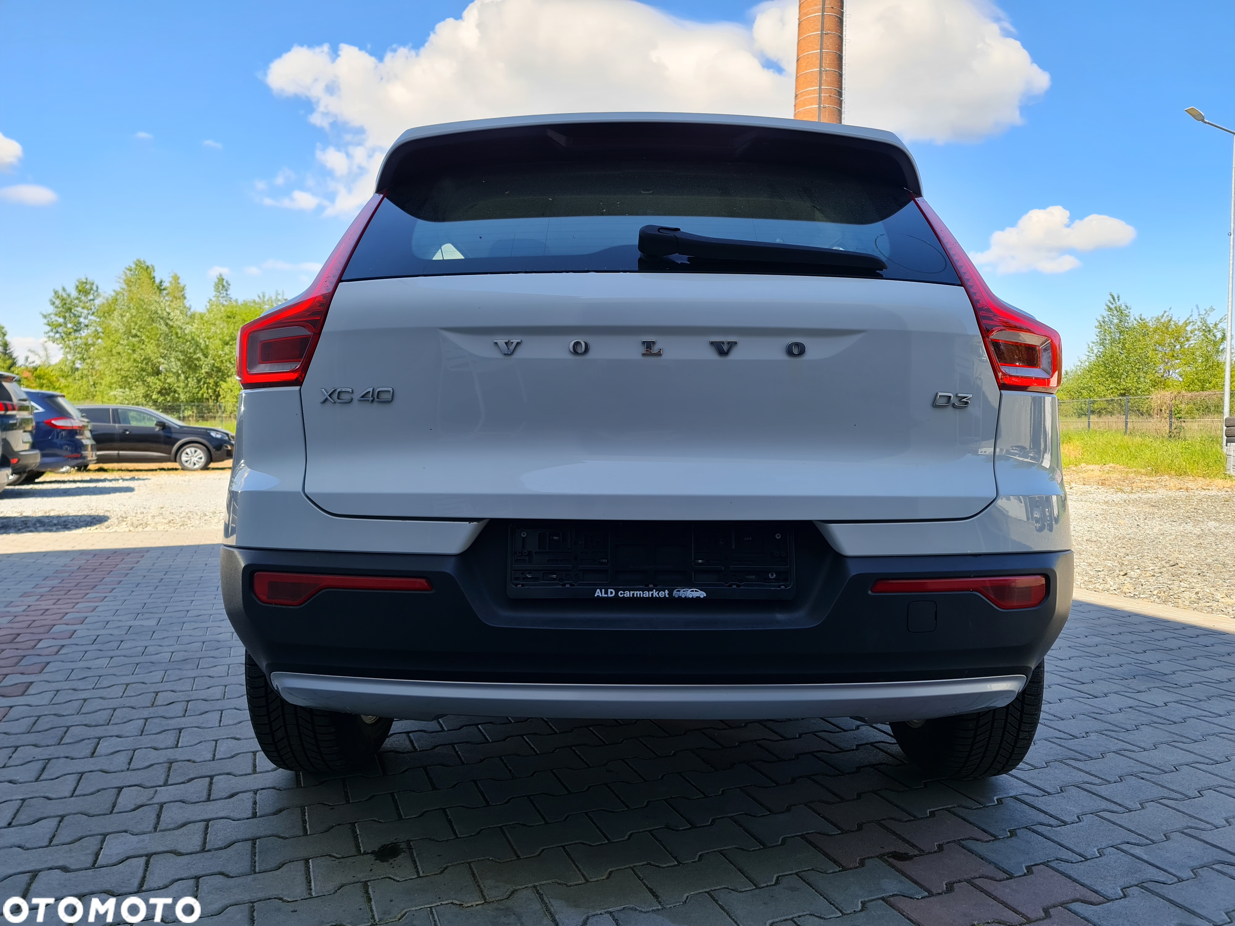 Volvo XC 40 D3 AWD Geartronic Momentum Pro - 6