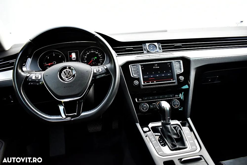 Volkswagen Passat Variant 2.0 TDI DSG (BlueMotion Technology) Highline - 9
