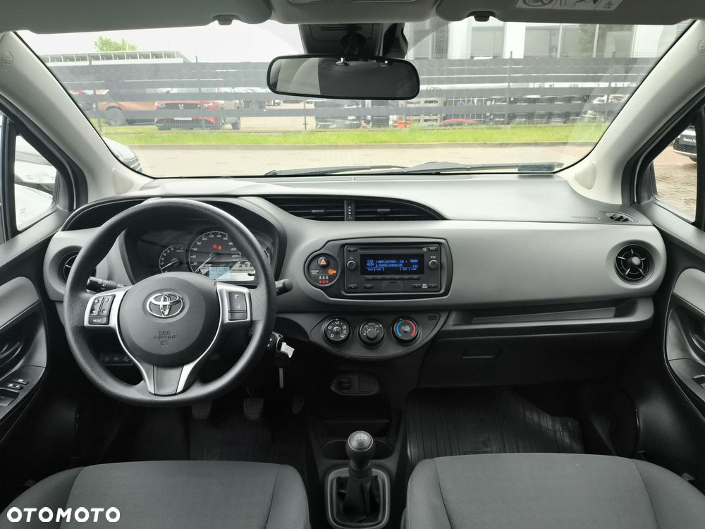 Toyota Yaris - 11