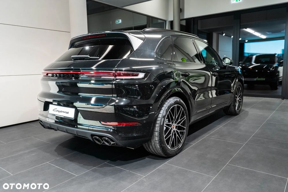 Porsche Cayenne E-Hybrid PHEV Black Edition - 3