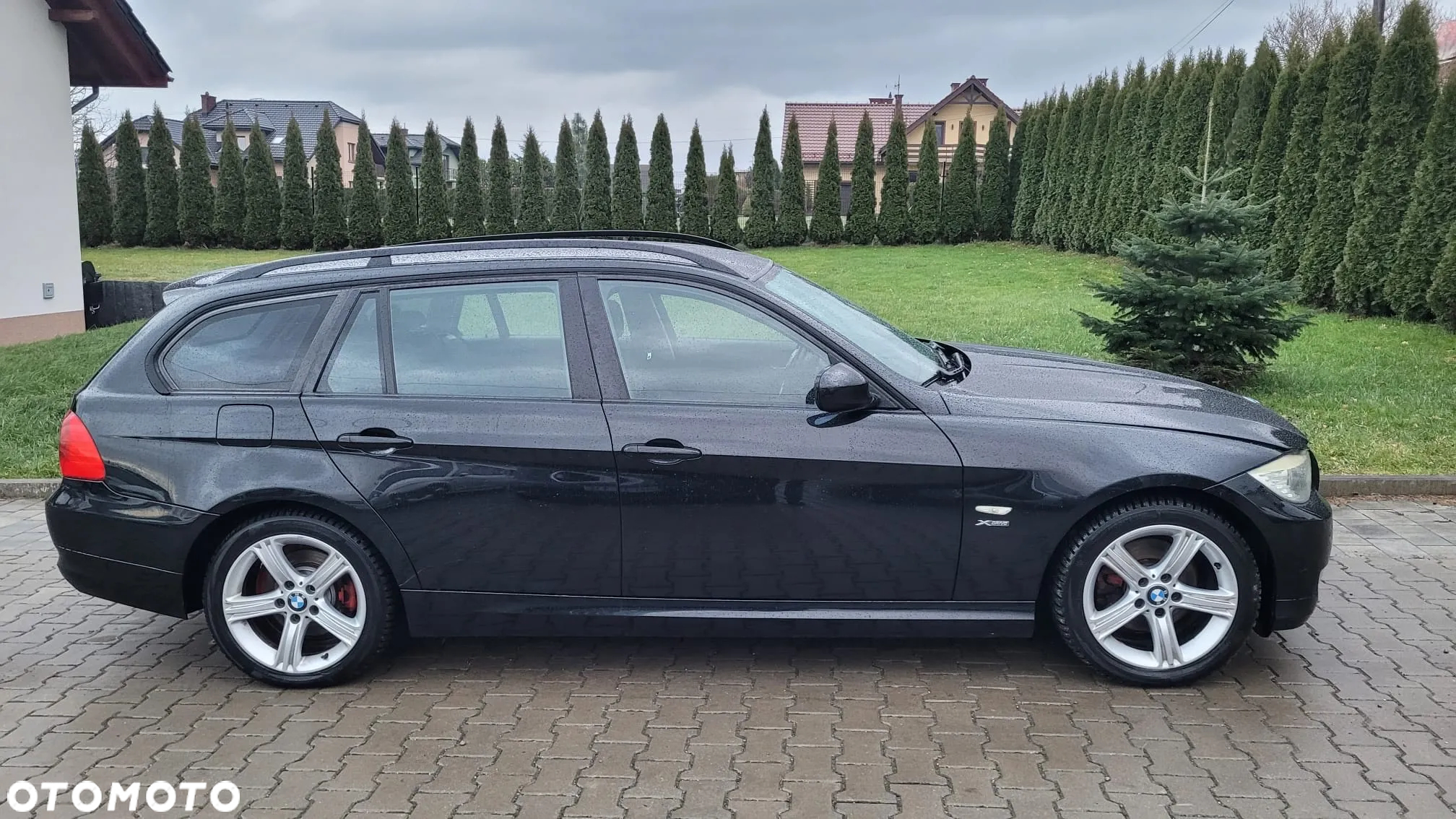 BMW Seria 3 320d xDrive DPF Touring - 5