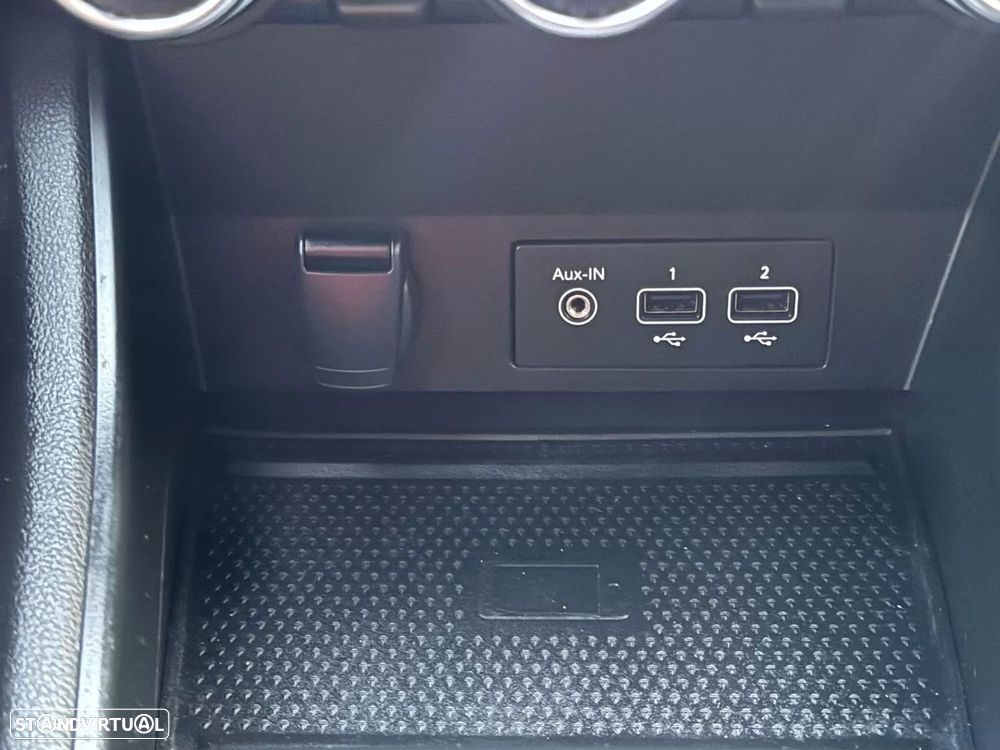 Renault Captur 1.0 TCe Techno Bi-Fuel - 42