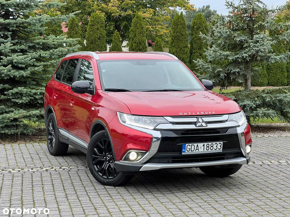 Mitsubishi Outlander - 2