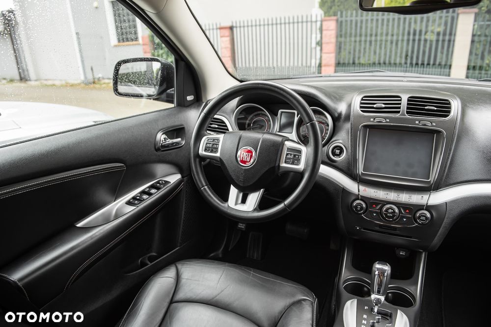 Fiat Freemont 2.0 Multijet 16V DPF Automatik Allrad Black Code - 30