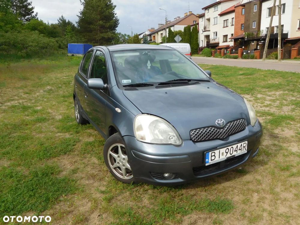 Toyota Yaris 1.4 D-4D Base - 6