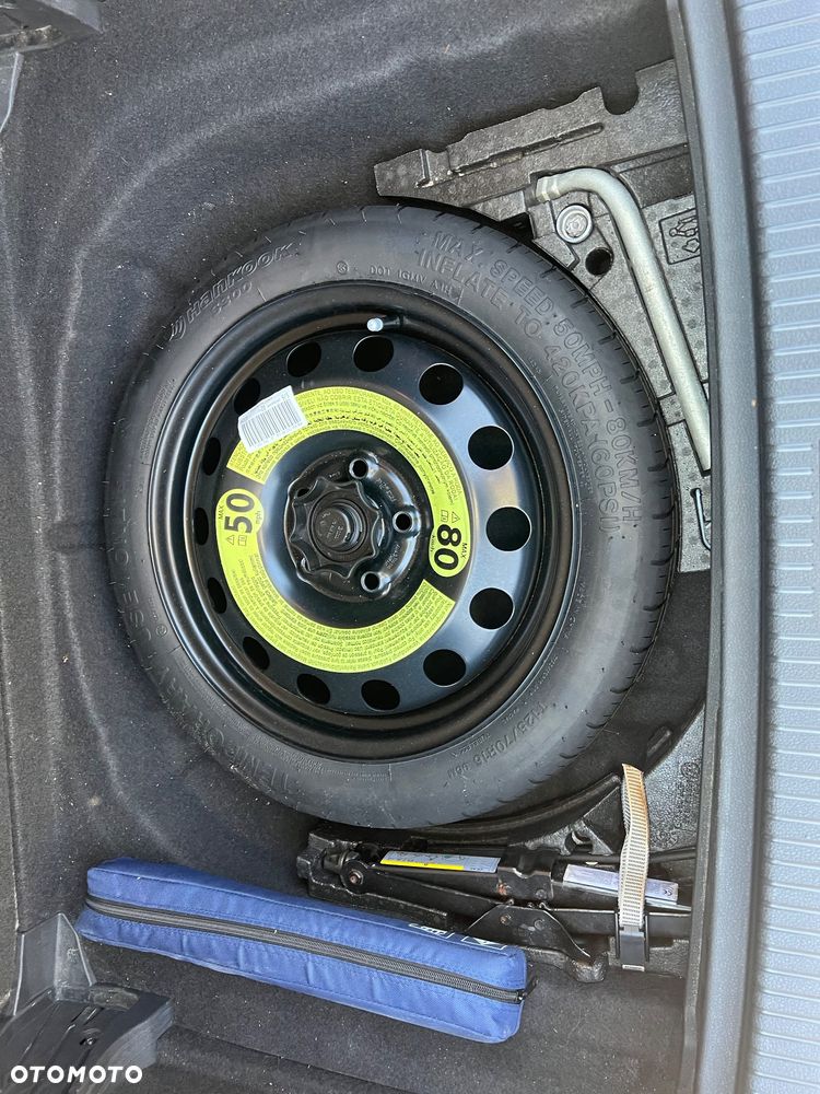 Volkswagen Golf Sportsvan SV 1.6 TDI BMT Start - 27