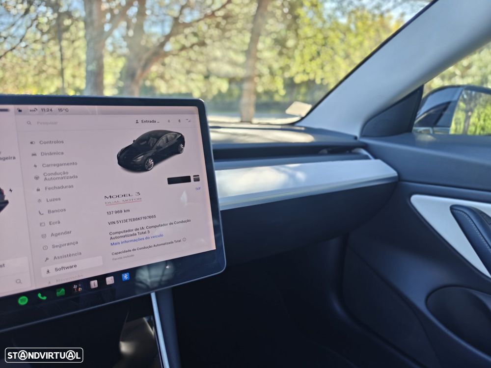 Tesla Model 3 Long Range AWD Dual Motor Performance - 34