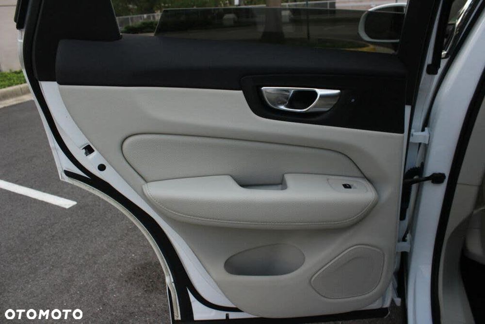 Volvo XC 60 T5 AWD Geartronic Inscription - 21