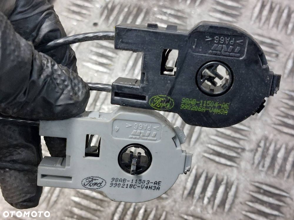 PANEL NAWIEWU + LINKI FORD FOCUS MK1 98AB-11503-AE 98AB-11504-AE - 3