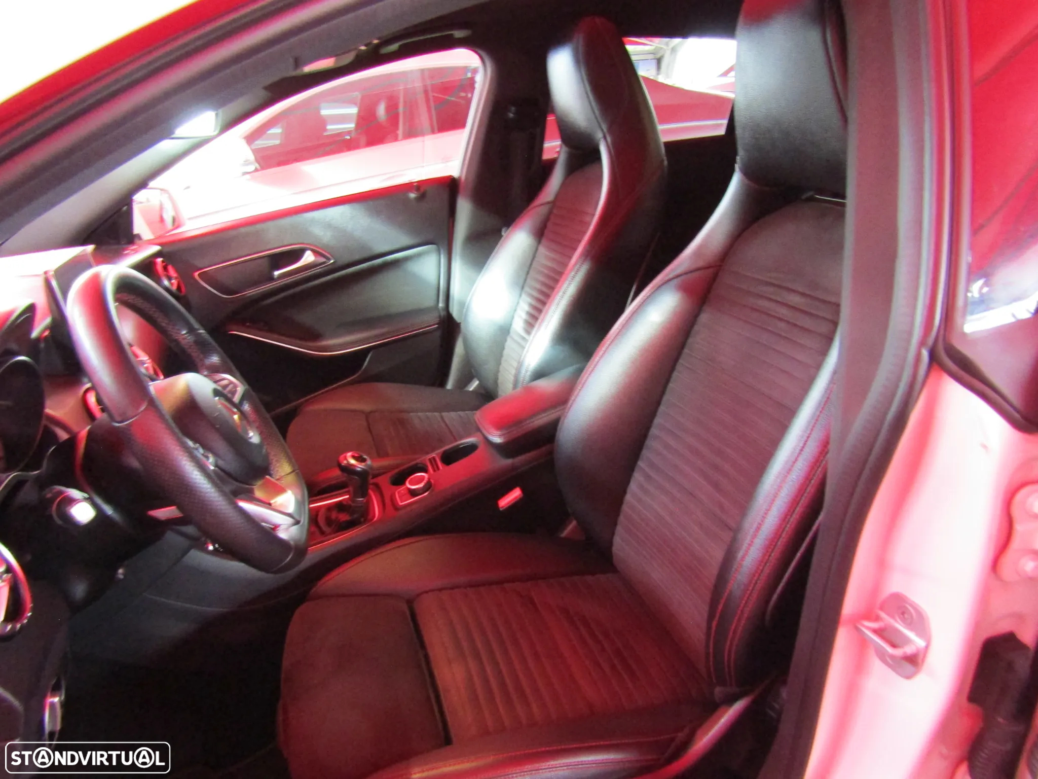 Mercedes-Benz CLA 200 Shooting Brake d AMG Line - 15