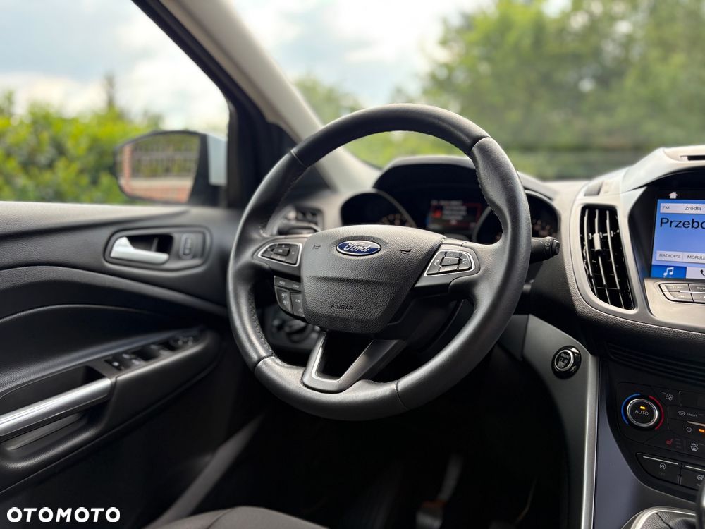 Ford Kuga 1.5 EcoBoost 2x4 Titanium - 15