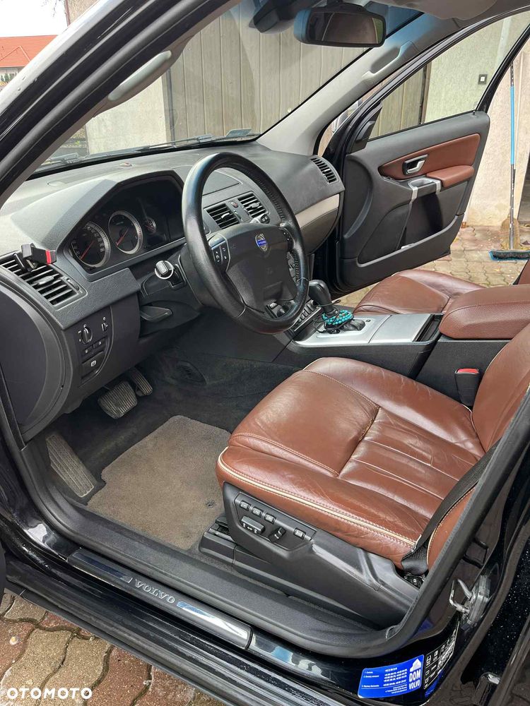 Volvo XC 90 D5 AWD Momentum - 9