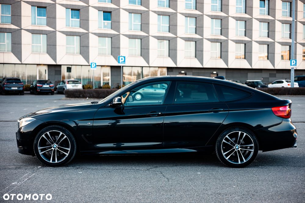 BMW Seria 3 325d M Sport - 4