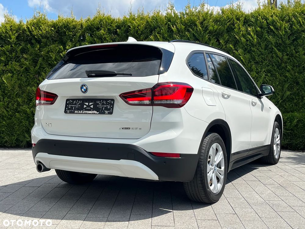 BMW X1 xDrive25e Advantage - 8