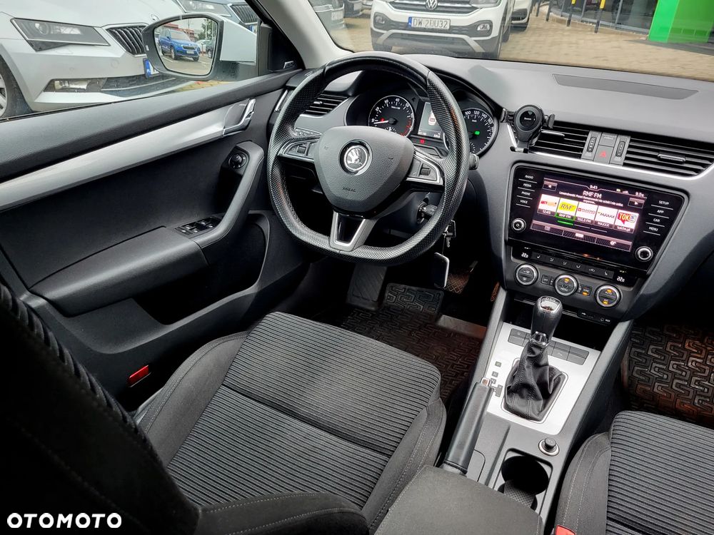 Skoda Octavia 1.4 TSI Style DSG - 8