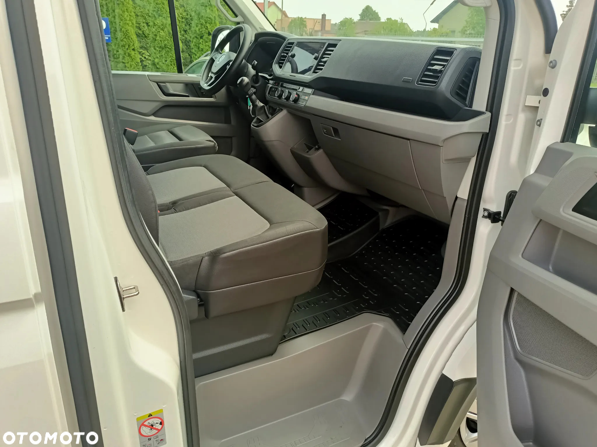 Volkswagen CRAFTER 2.0 TDI 140KM L4H2 - 36