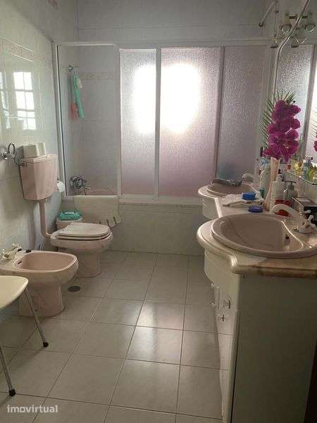Vendo moradia T4 na Vila de Ulme - Grande imagem: 4/8