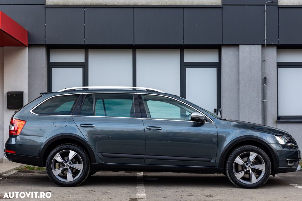 Skoda Octavia Combi 2.0 TDI (Green tec) 4x4 DSG Scout - 24