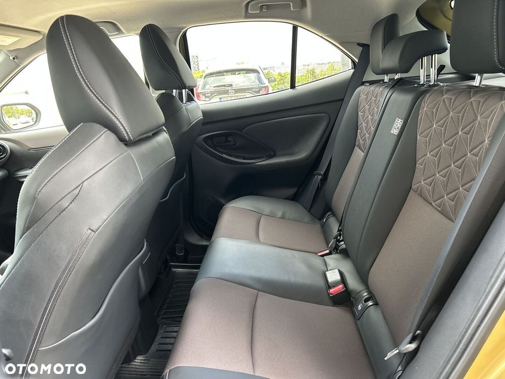 Toyota Yaris Cross Hybrid 1.5 Executive 4x4 - 24
