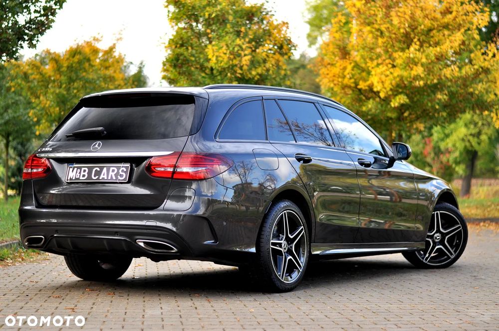 Mercedes-Benz Klasa C 300 9G-TRONIC AMG Line - 10
